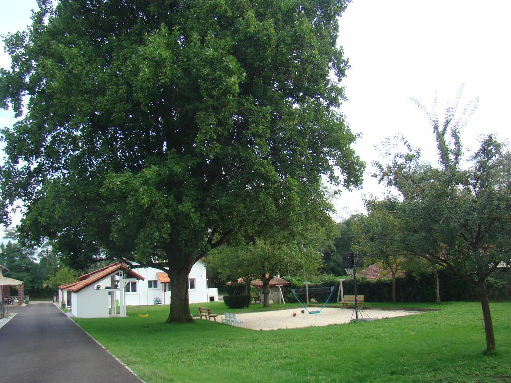 Les Gites Malidri Pontonx-sur-lʼAdour Zimmer foto